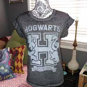 Jr's Hogwarts Harry Potter tee large